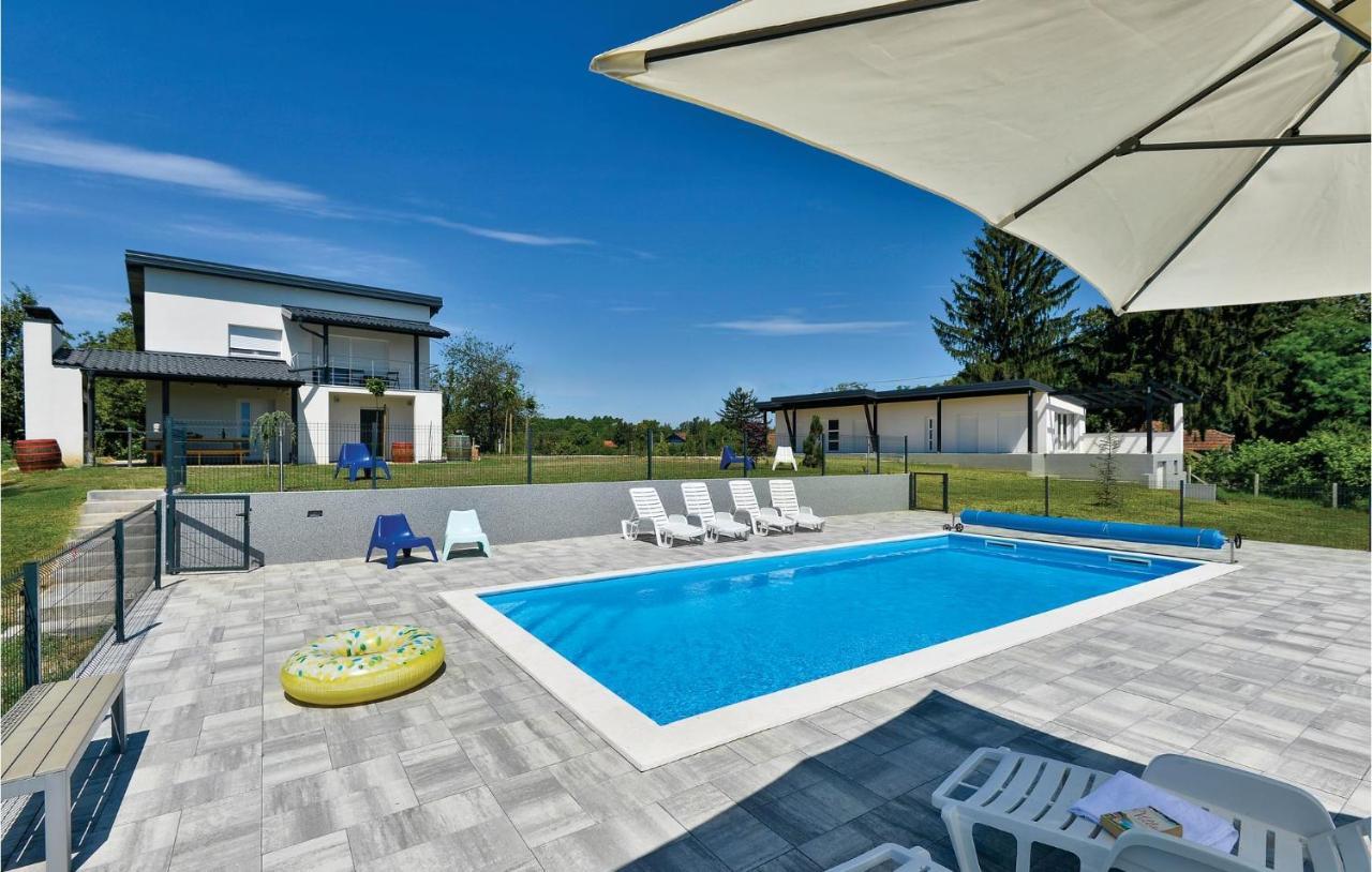 8 Bedroom Lovely Home In Durdevac Ðurđevac 外观 照片