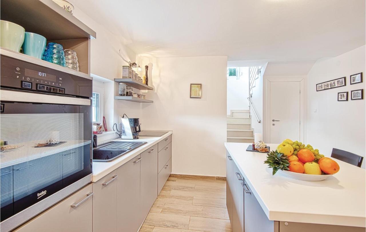 8 Bedroom Lovely Home In Durdevac Ðurđevac 外观 照片
