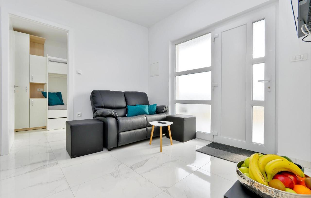 8 Bedroom Lovely Home In Durdevac Ðurđevac 外观 照片