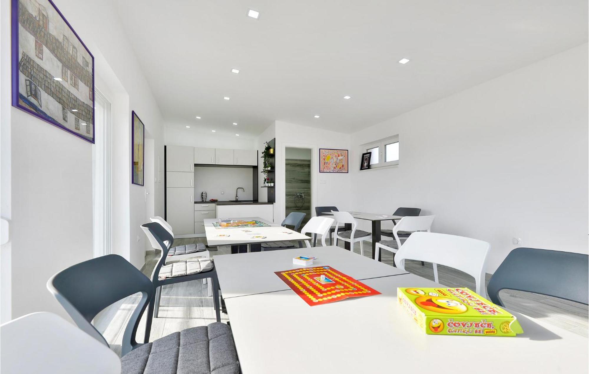 8 Bedroom Lovely Home In Durdevac Ðurđevac 外观 照片